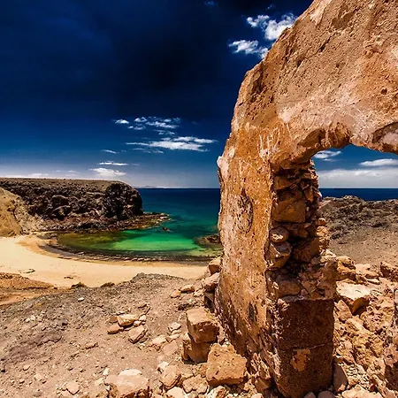 Lizzy * Puerto del Carmen (Lanzarote)